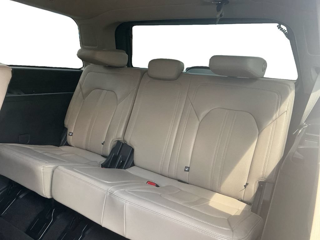 Certified 2024 Ford Expedition Limited RWD image 21