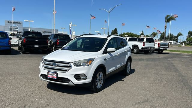 Certified 2018 Ford Escape SE FWD image 8