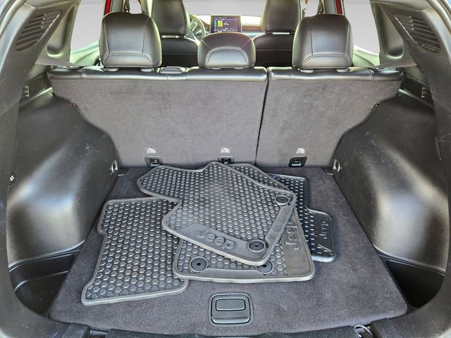 Used 2023 Jeep Compass Trailhawk image 6