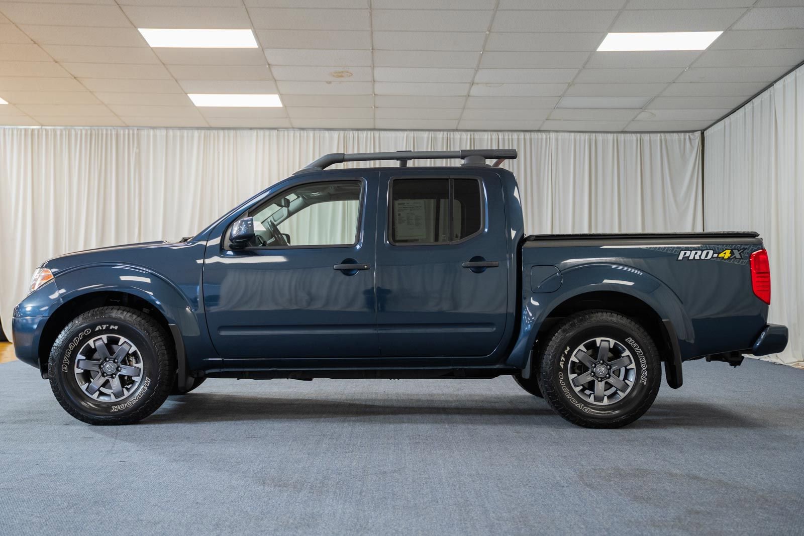 Used 2021 Nissan Frontier PRO-4X w/ Pro-4x Utility Package AWD/4WD image 5