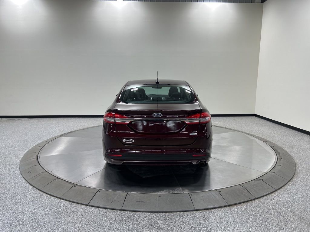 Certified 2017 Ford Fusion SE w/ Fusion SE Technology Package image 8