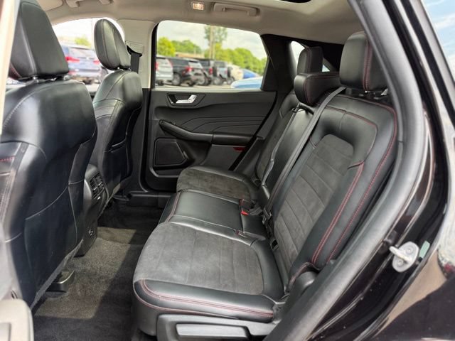 Certified 2022 Ford Escape SEL w/ SEL Stealth AWD Package image 15