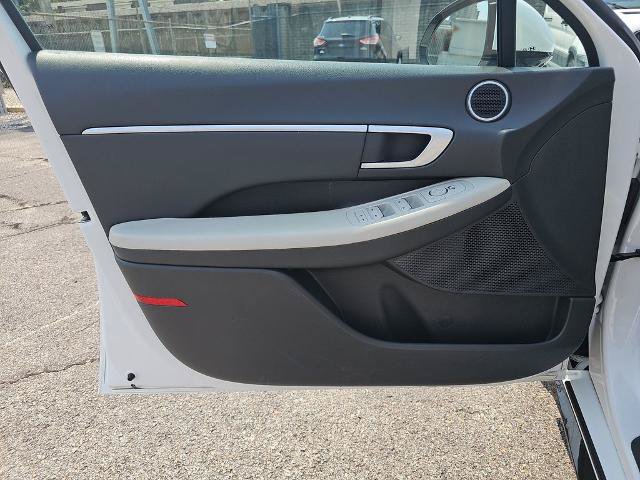 Used 2025 Hyundai Sonata SEL FWD image 26