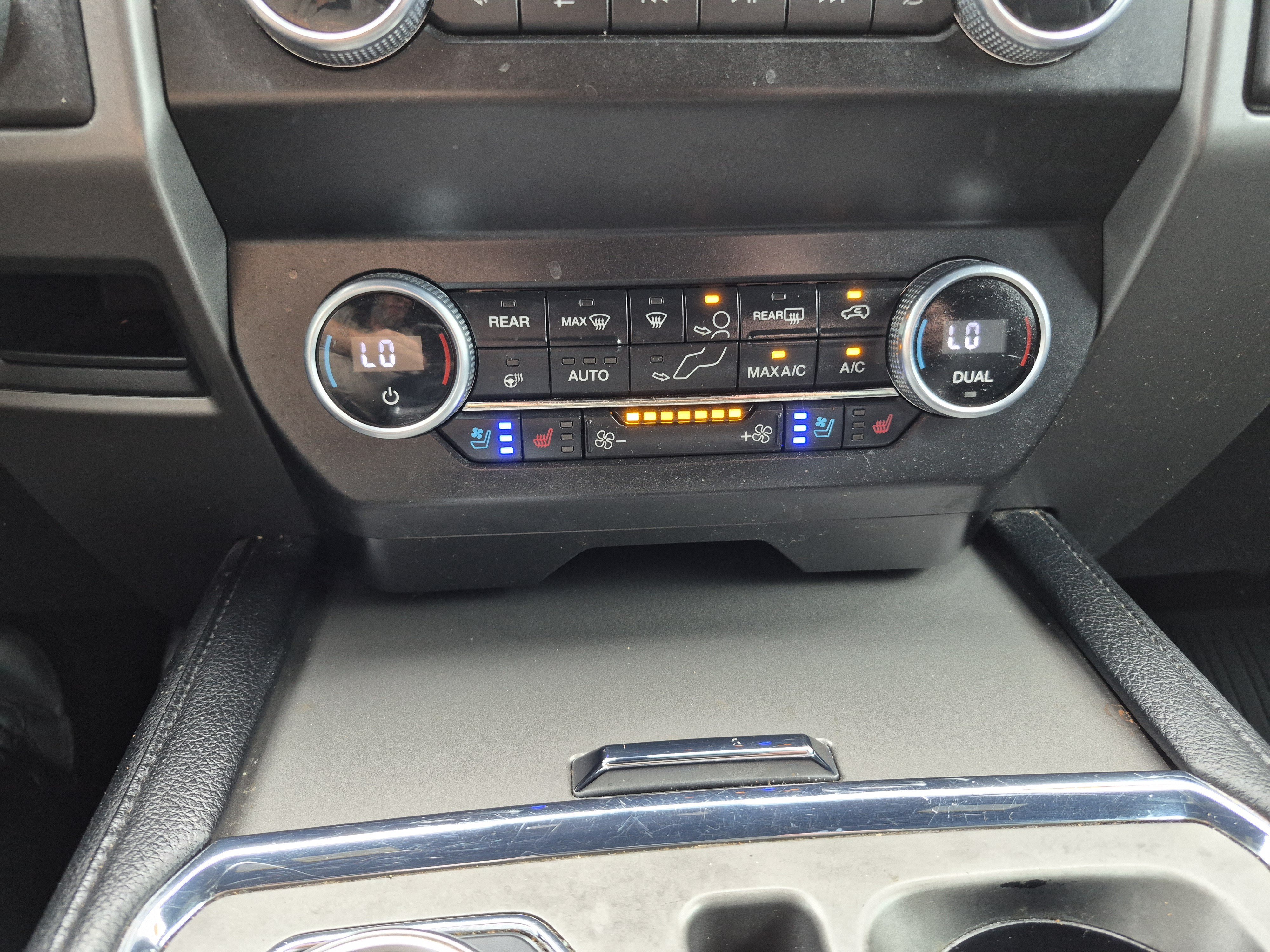 Certified 2021 Ford Expedition XLT RWD image 30