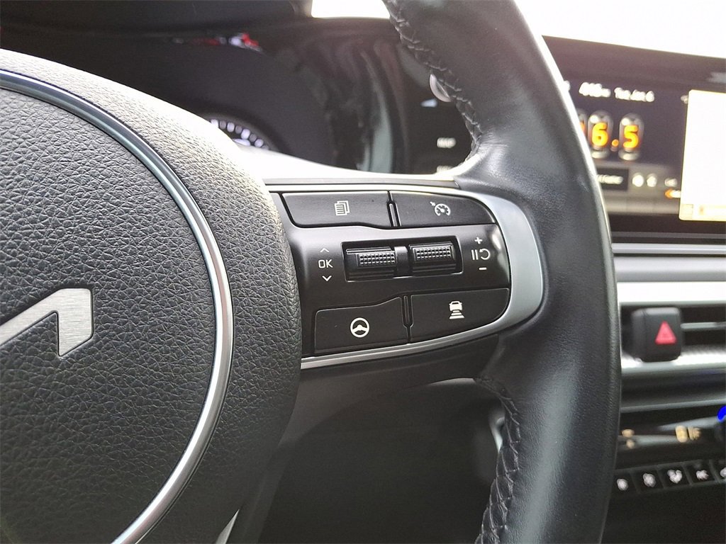 Used 2022 Kia K5 GT-Line w/ GT-Line FWD Premium Package image 24