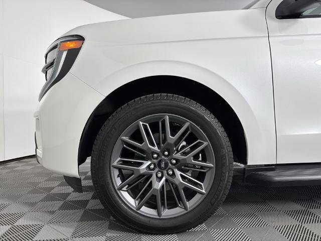 Certified 2026 Ford Expedition Platinum w/ Stealth Appearance Package image 22