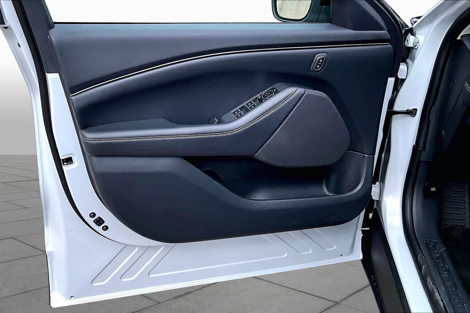 Certified 2023 Ford Mustang Mach-E Select RWD image 21