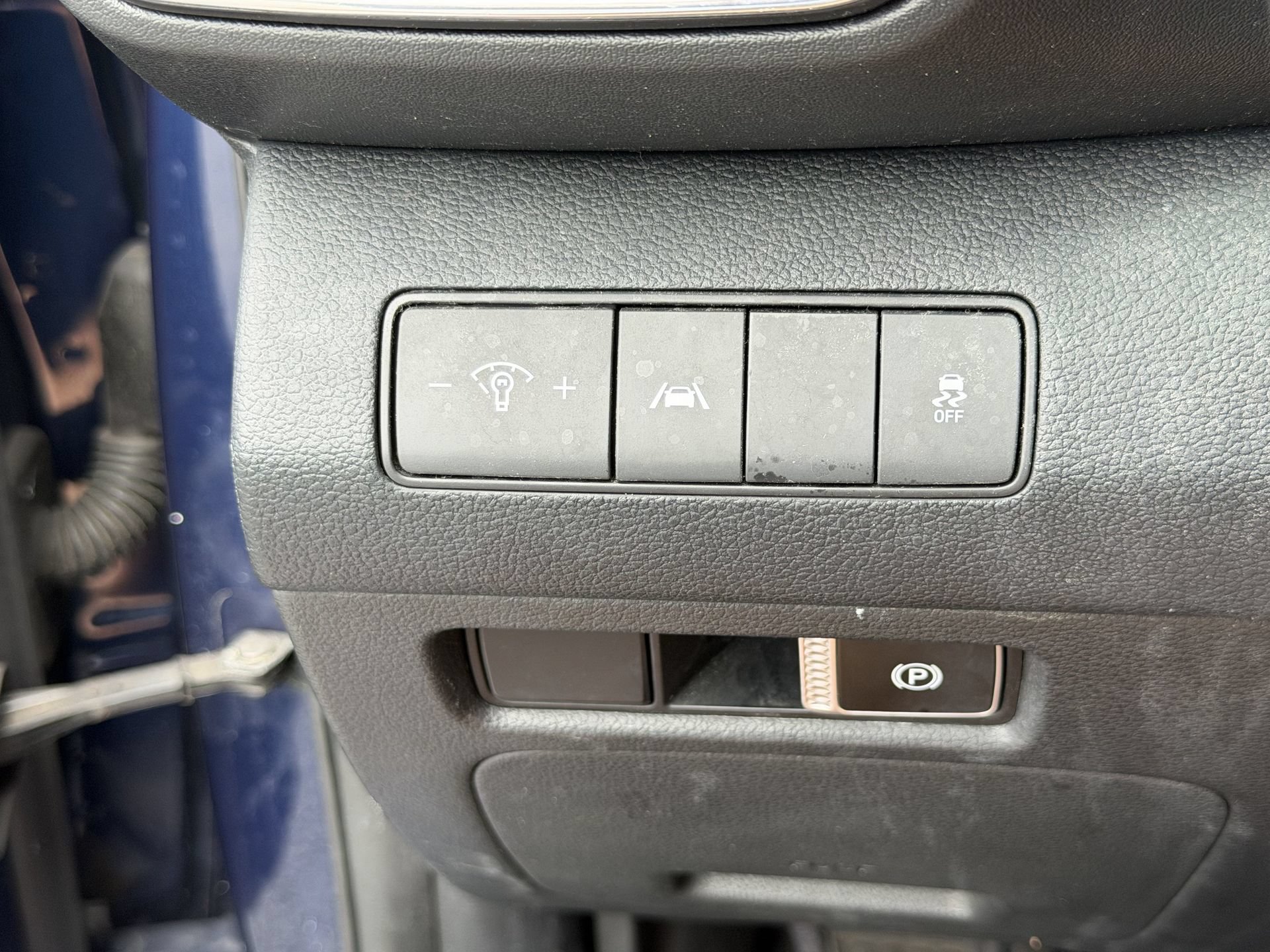 Used 2021 Hyundai Santa Fe SE FWD image 8