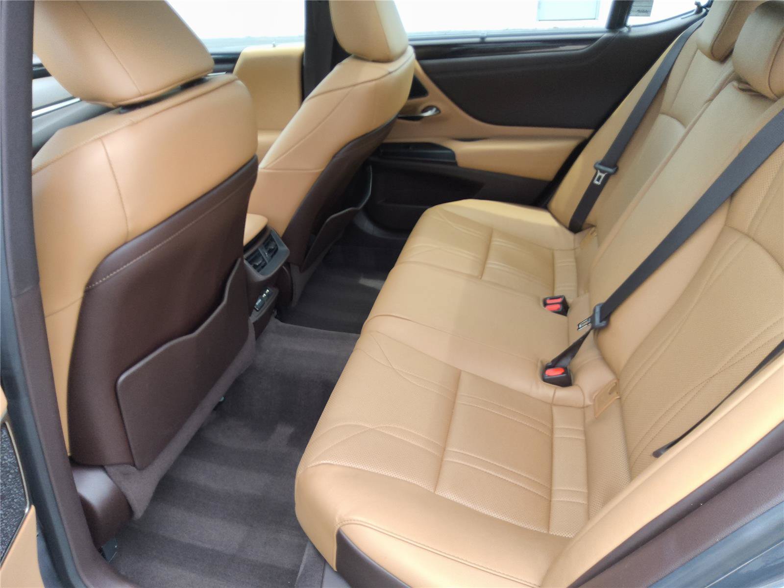Used 2021 Lexus ES 350 Ultra Luxury FWD image 22