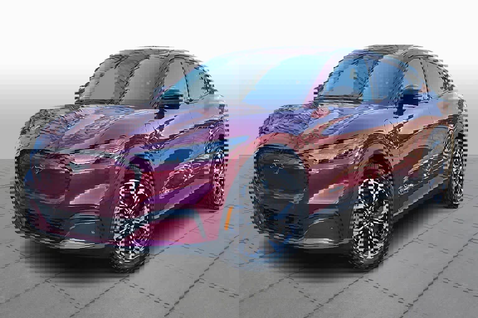 Certified 2025 Ford Mustang Mach-E Select w/ Comfort Package Lite image 6