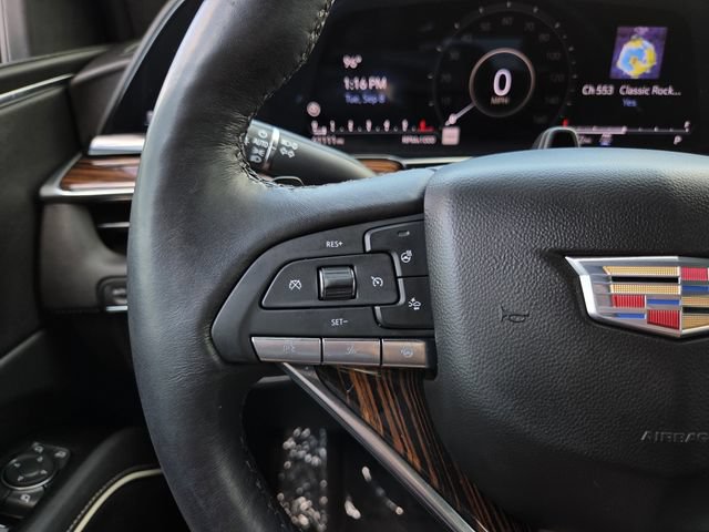 Used 2023 Cadillac Escalade Premium Luxury AWD/4WD image 27