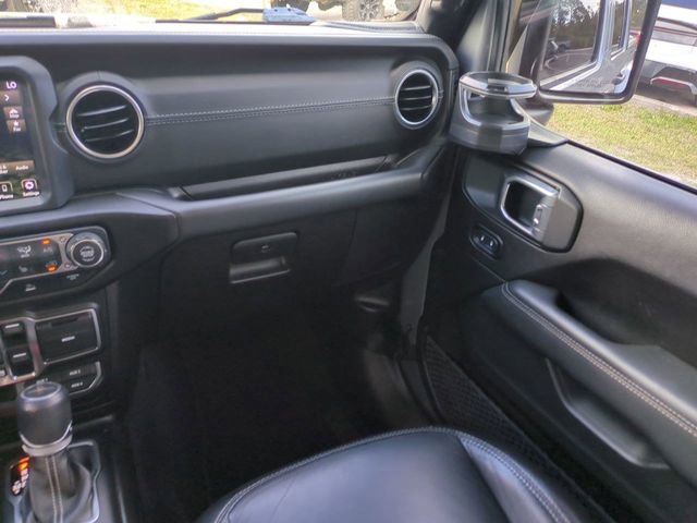 Used 2020 Jeep Gladiator Overland image 17