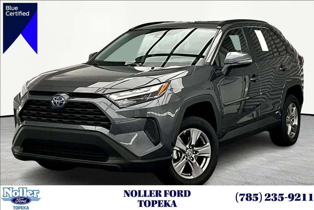 Used 2024 Toyota RAV4 LE image 1