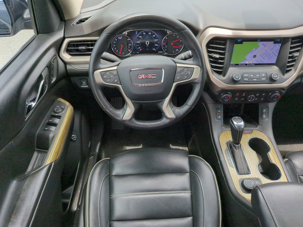 Used 2018 GMC Acadia Denali w/ Technology Package FWD image 12