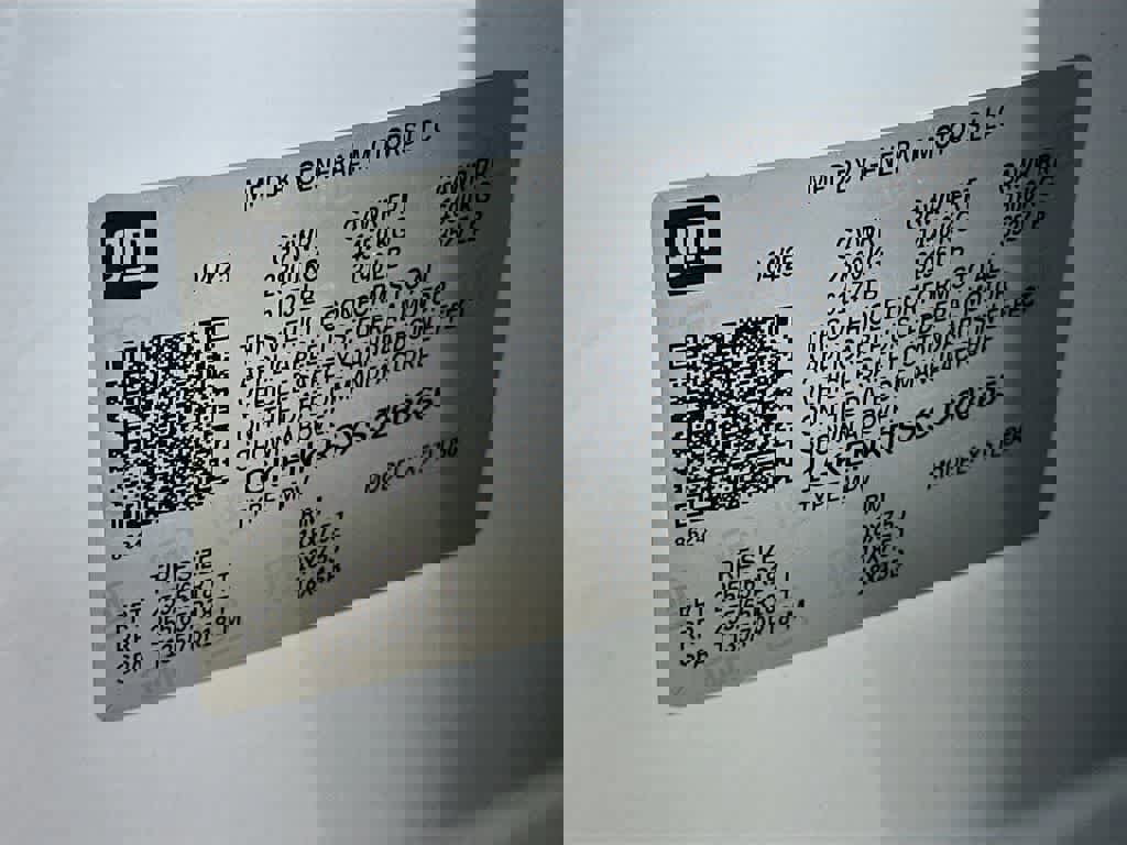 Used 2025 GMC Acadia Elevation image 26