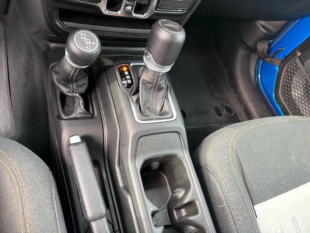 Used 2024 Jeep Gladiator Sport image 17