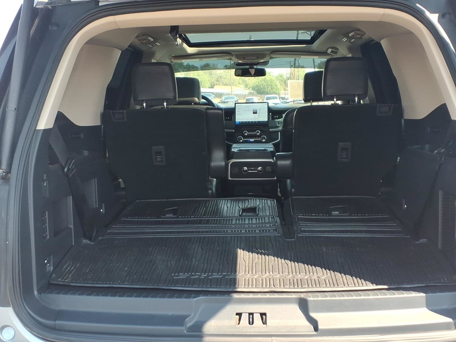 Certified 2023 Ford Expedition XLT RWD image 9