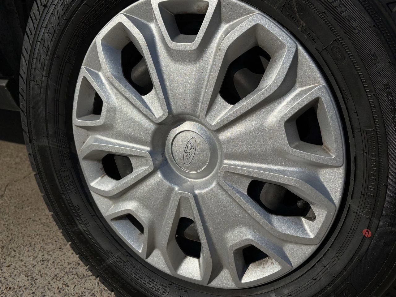 Certified 2023 Ford Transit 350 XLT image 11