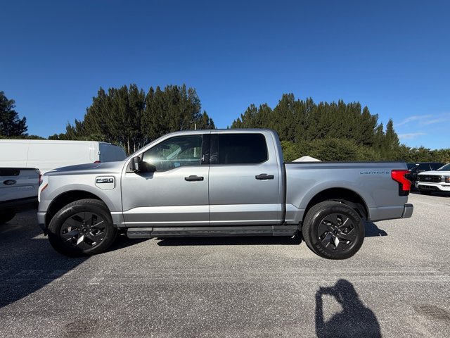 Certified 2024 Ford F150 Lightning XLT AWD/4WD image 3