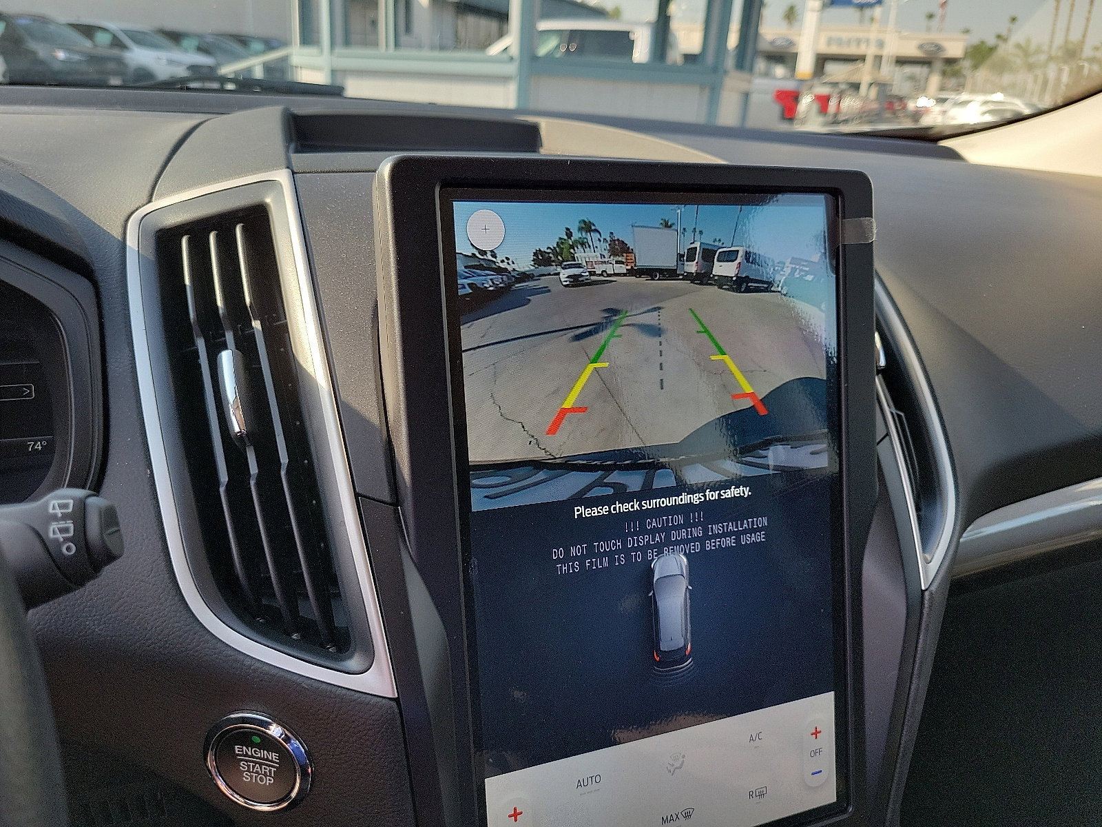 Certified 2024 Ford Edge SE w/ Black Appearance Package image 11