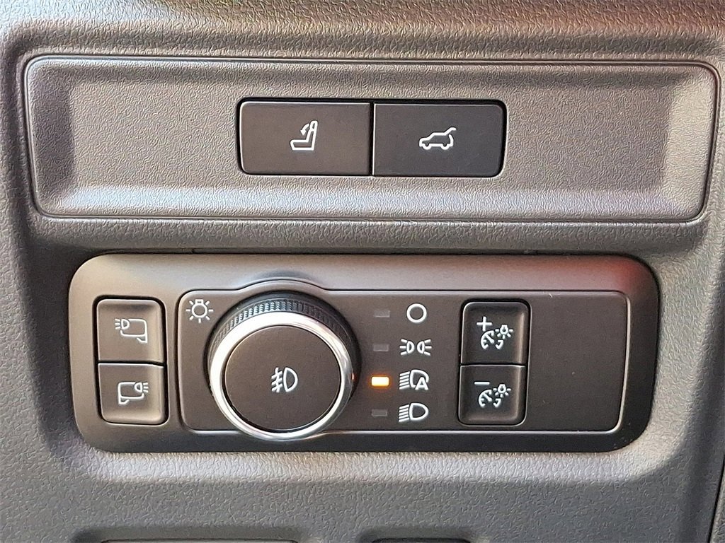 Certified 2023 Ford Expedition Platinum image 25