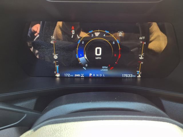 Used 2023 Chevrolet Colorado Trail Boss w/ Technology Package image 12