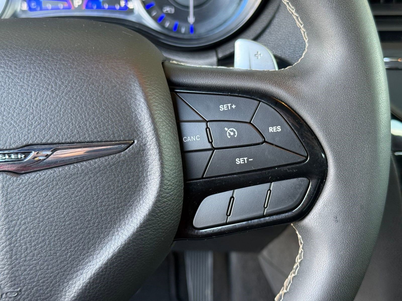 Used 2023 Chrysler 300 S image 25