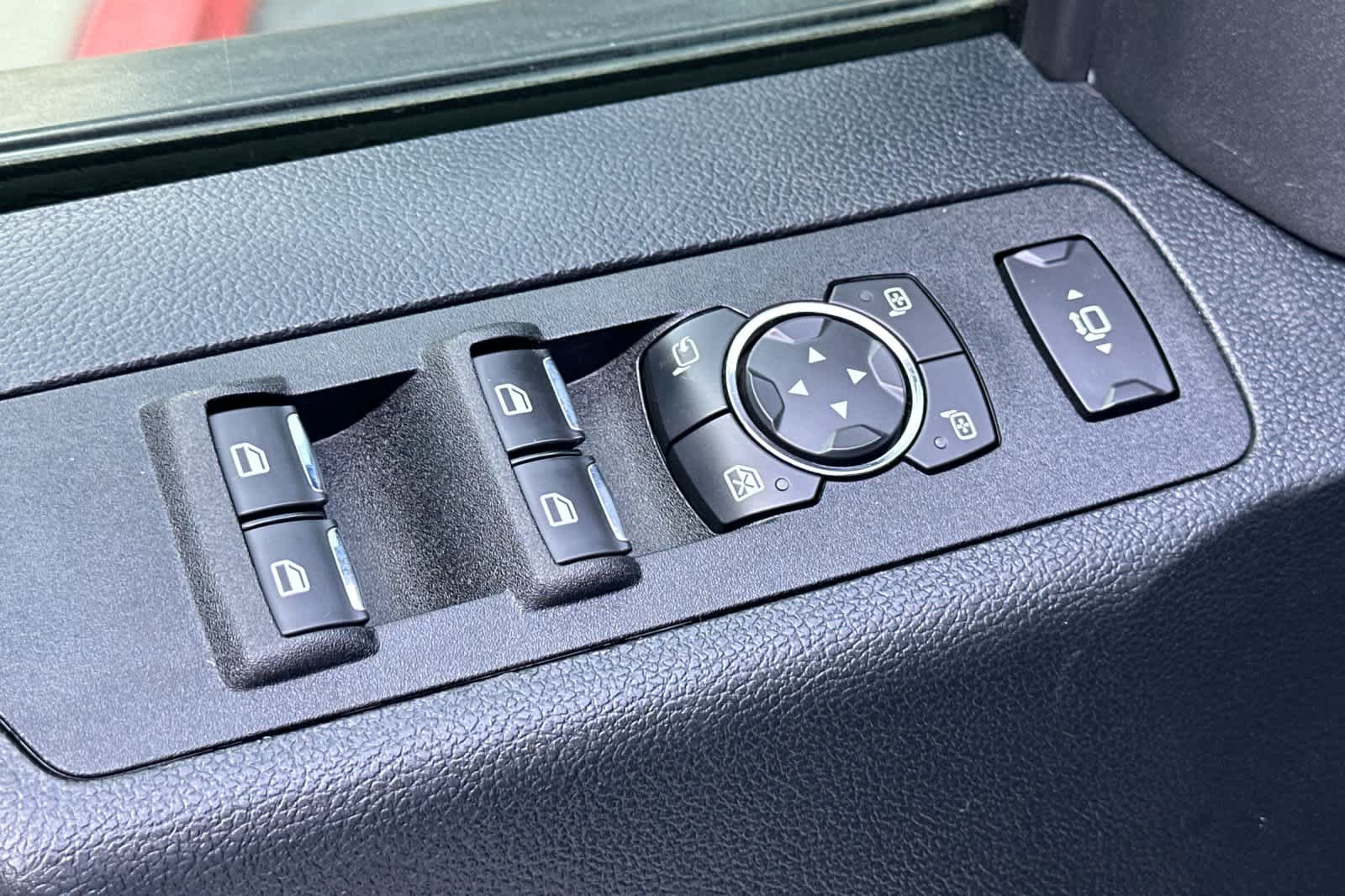 Certified 2018 Ford F350 Lariat w/ Lariat Ultimate Package AWD/4WD image 13