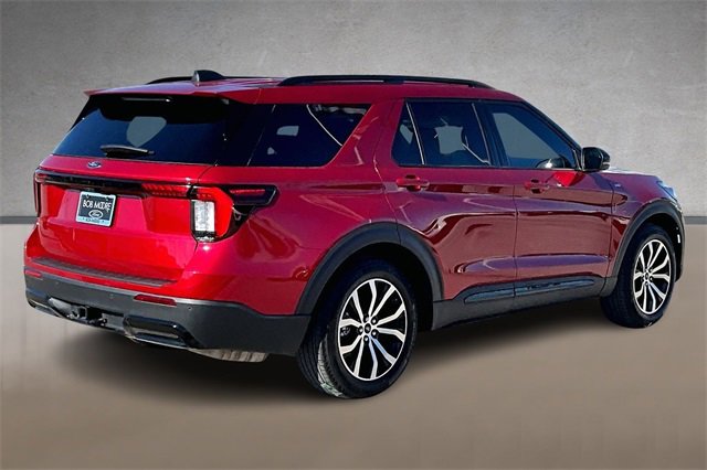 Certified 2025 Ford Explorer ST-Line w/ Premium Package image 2