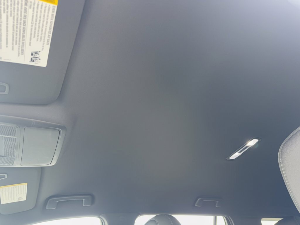 Used 2026 Chevrolet Equinox LT FWD image 27