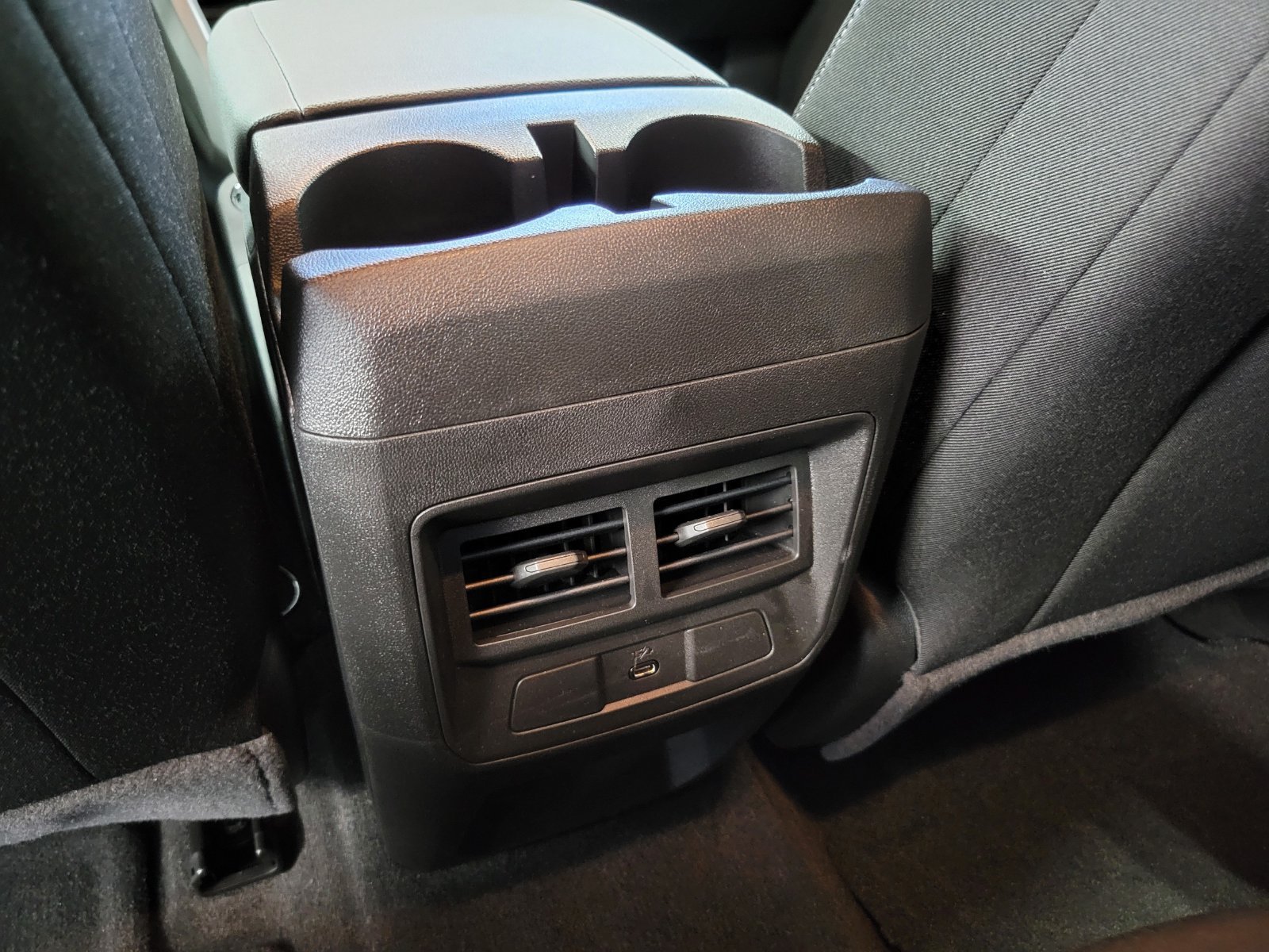 Used 2026 Chevrolet Colorado LT w/ Advanced Trailering Package AWD/4WD image 27