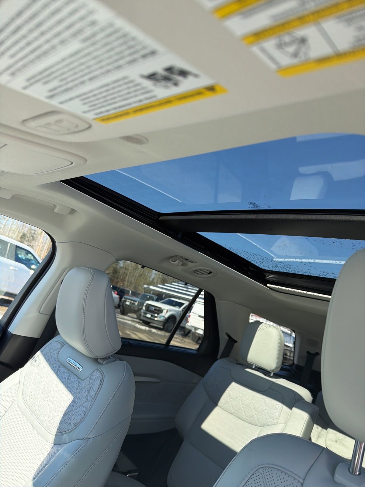 Certified 2025 Ford Explorer Platinum w/ Ultimate Package image 21