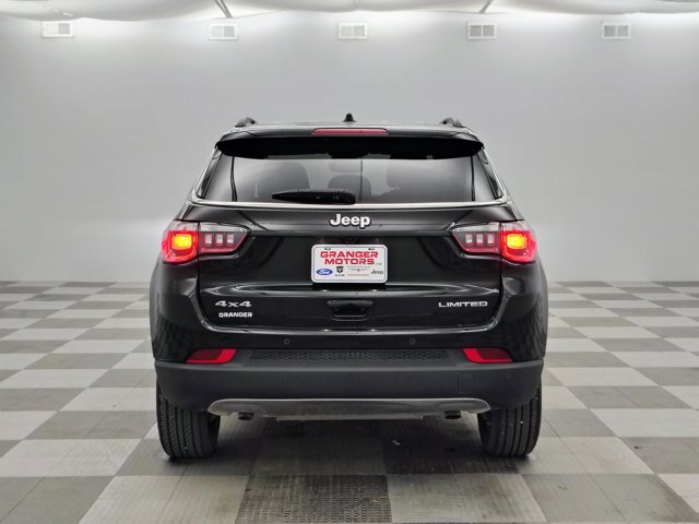 Used 2024 Jeep Compass Limited AWD/4WD image 9