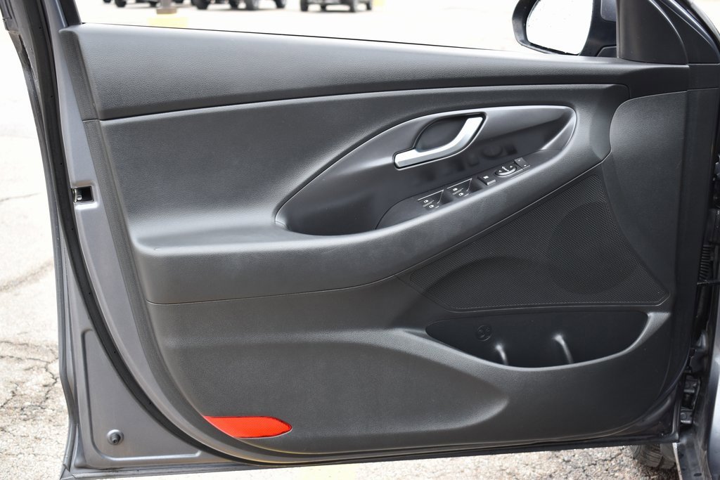 Used 2018 Hyundai Elantra GT w/ Style Package 02 image 9