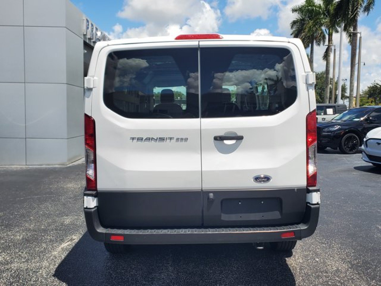 Certified 2023 Ford Transit 250 Low Roof w/ Exterior Upgrade Package RWD image 6
