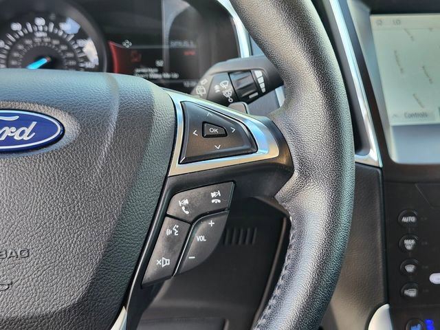 Certified 2020 Ford Edge Titanium w/ Equipment Group 301A AWD/4WD image 30