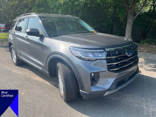 Certified 2025 Ford Explorer Active w/ Active Comfort Package RWD image 8