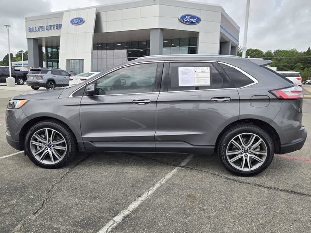Certified 2022 Ford Edge Titanium AWD/4WD image 4