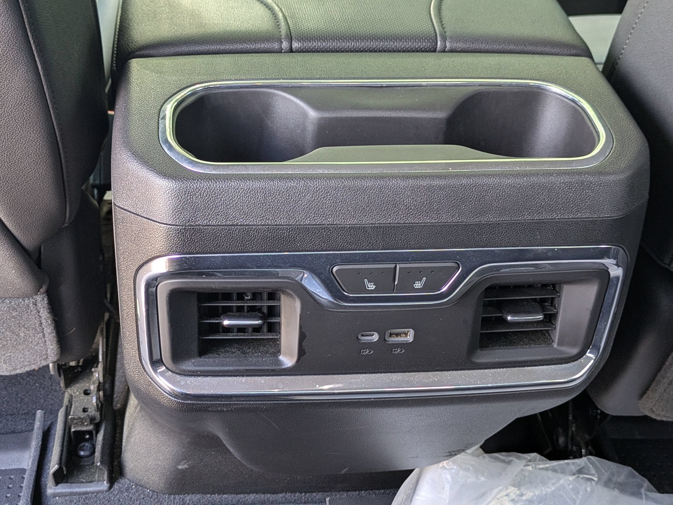 Used 2023 Chevrolet Silverado 1500 LTZ w/ Technology Package AWD/4WD image 32