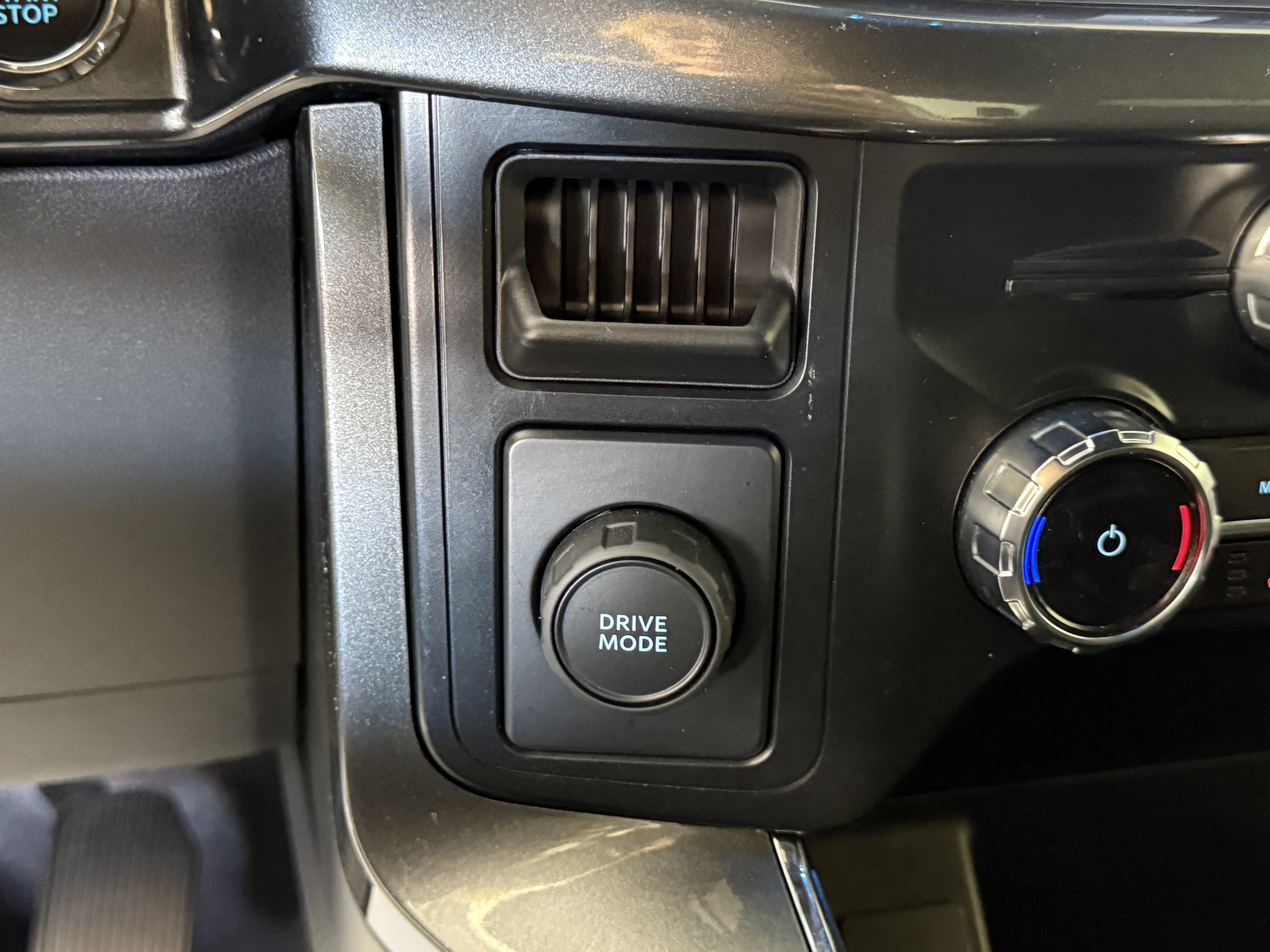 Certified 2023 Ford F150 XLT w/ Equipment Group 302A High image 23