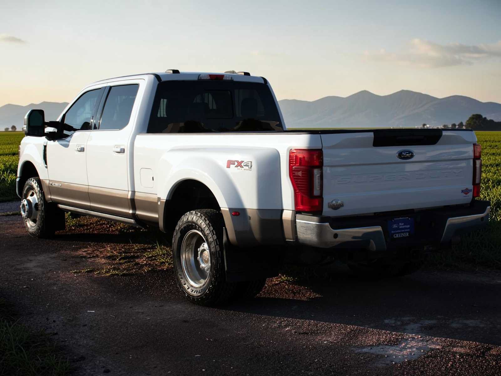 Certified 2022 Ford F350 King Ranch w/ King Ranch Ultimate Package AWD/4WD image 4