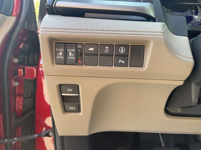 Used 2022 Honda Odyssey Touring image 25