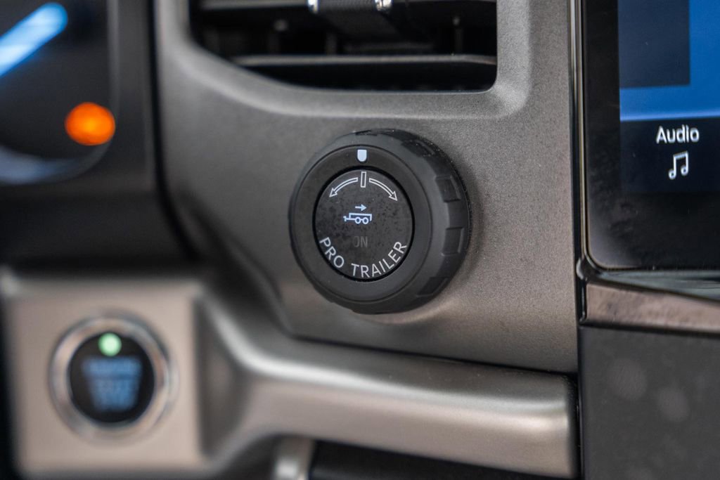 Certified 2023 Ford Expedition Max XLT image 31