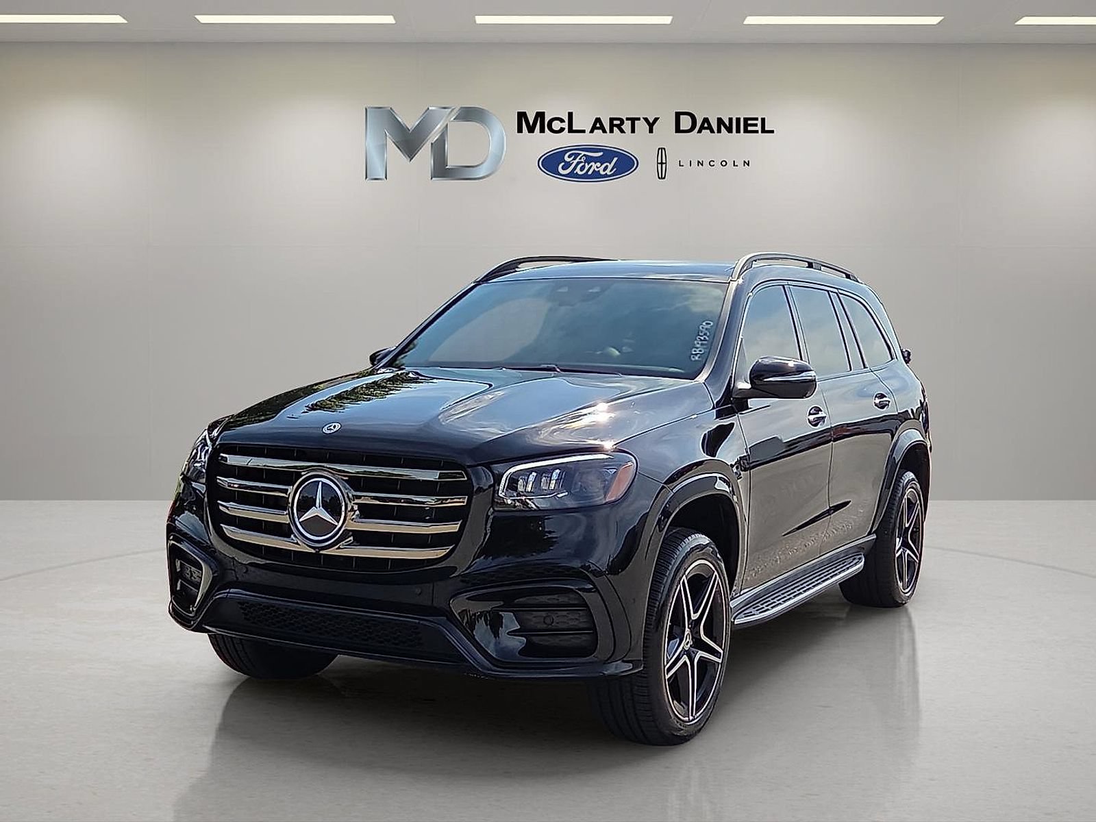 Used 2024 Mercedes-Benz GLS 450 4MATIC video 2