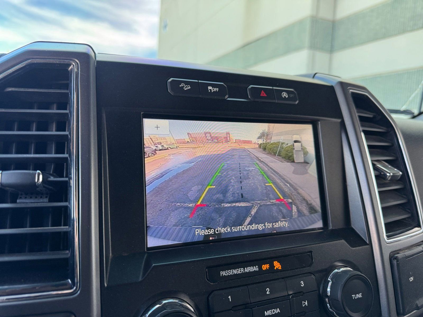 Certified 2020 Ford F150 XLT w/ Equipment Group 302A Luxury image 31