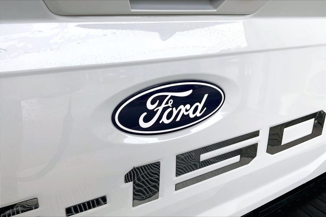 Certified 2024 Ford F150 Lariat w/ FX4 Off-Road Package AWD/4WD image 31