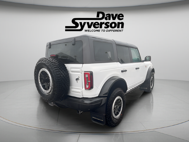 Certified 2022 Ford Bronco Badlands w/ Sasquatch Package AWD/4WD image 4