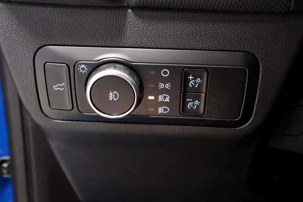 Certified 2025 Ford Bronco Sport Outer Banks w/ Outer Banks Tech Package+ AWD/4WD image 28