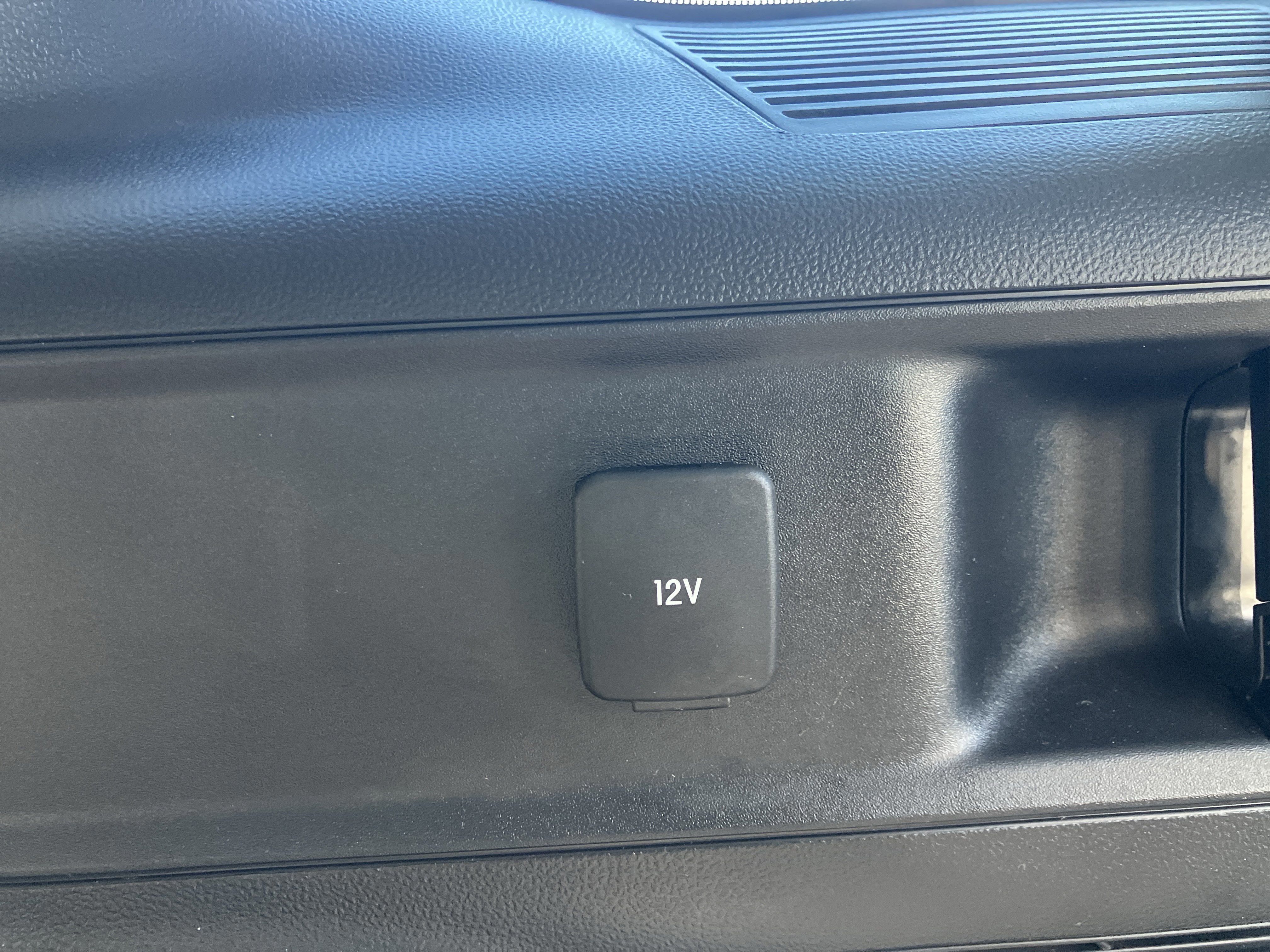 Certified 2025 Ford Bronco Sport Outer Banks w/ Outer Banks Tech Package+ image 19