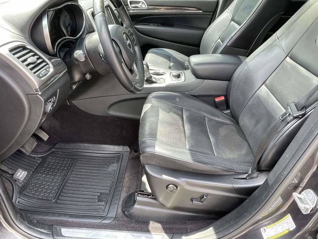 Used 2018 Jeep Grand Cherokee Overland AWD/4WD image 8